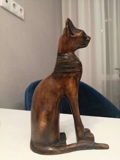 Статуэтка кошка