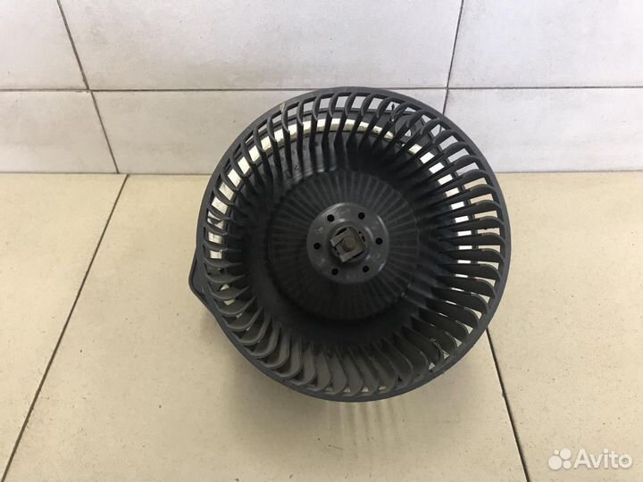 Моторчик отопителя Chevrolet niva