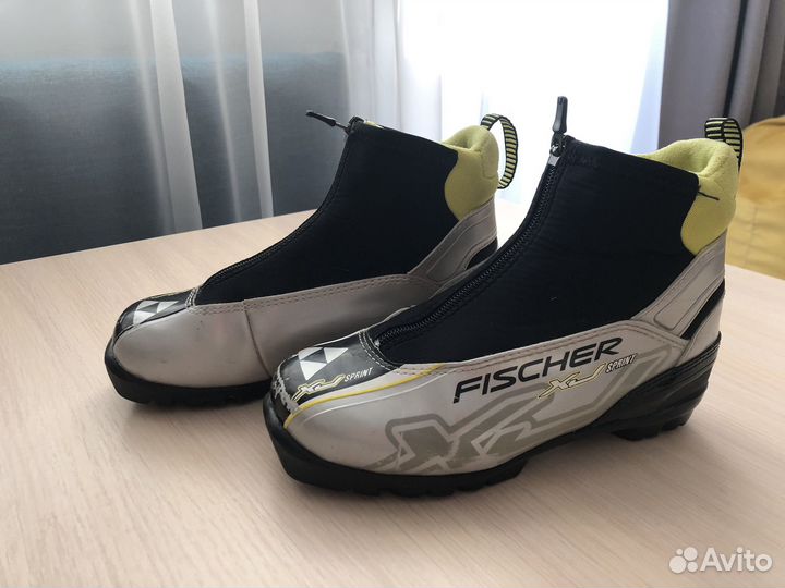 Ботинки для беговых лыж детские Fischer XJ Sprint