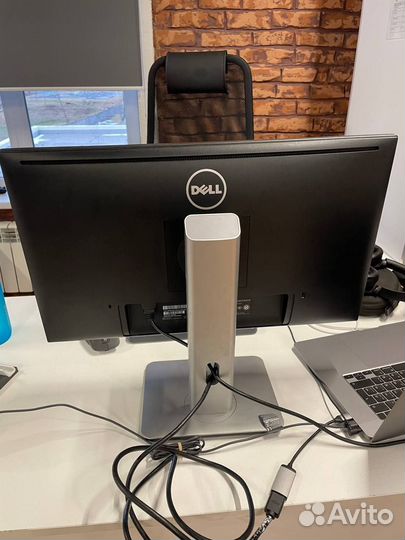 Монитор Dell 23.8