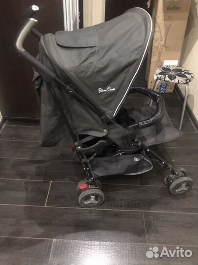 Прогулочная коляска трость в отличном состоянии