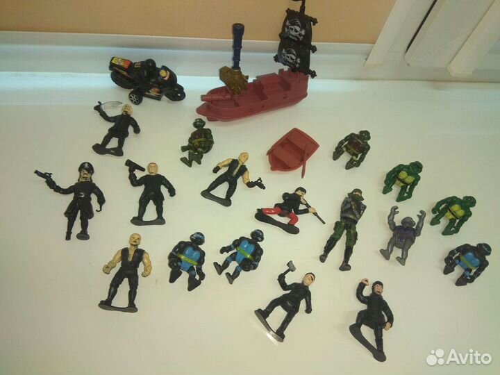 Игрушка Солдат, черепашки, пираты