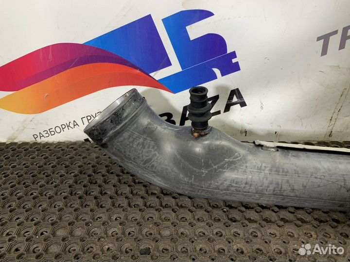 Патрубок воздушного фильтра Volvo FH