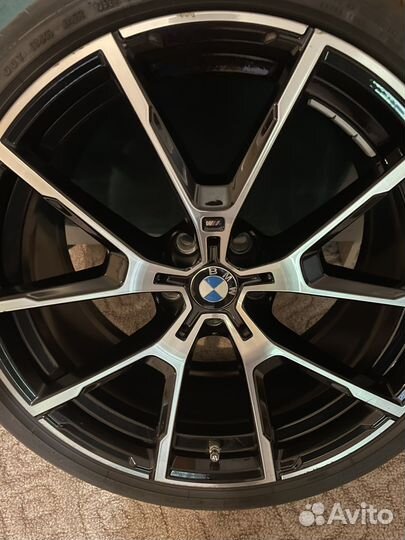 Оригинальные разноширокие диски на BMW 8, G30 R20