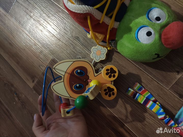 Развивающие игрушки для малышей