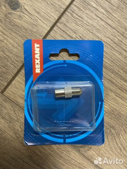 Переходник гнездо F - штекер TV