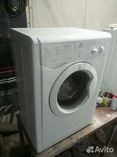 Стиральная машина indesit 5кг