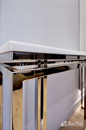 Дизайнерские консоли для дома под заказ