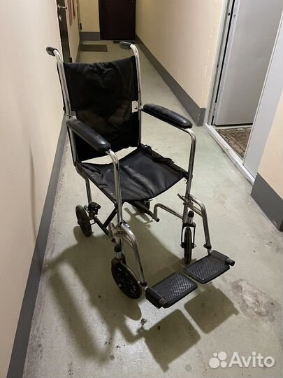 Инвалидная коляска складная бу