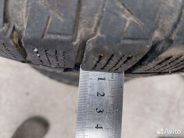 Bridgestone Blizzak DM-V2 225/65 R17 102S