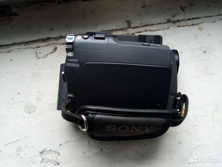 Видеокамера sony. Касетная на З. Ч