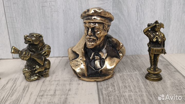 Фигурки из бронзы