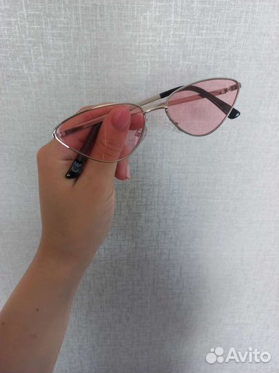 Солнцезащитные очки