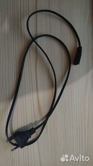 Шнур питания(сетевой), вилка - евро-разъём С7