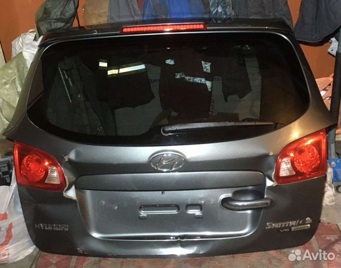 Дверь багажника Hyundai Santa Fe 2