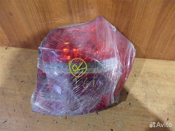 Фонарь задний правый задний правый Bmw 1-Series