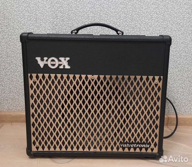 Ламповый комбоусилитель vox