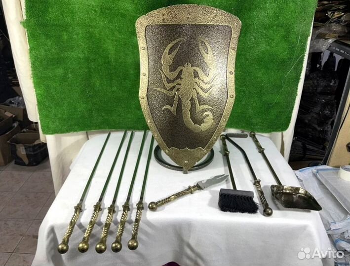 Подставка под шампуры Щит