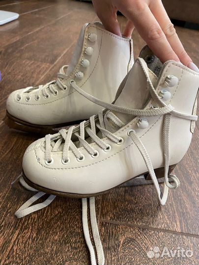 Фигурные коньки wifa 29