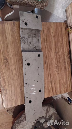 Крышка двигателя гбц w 124 Mercedes