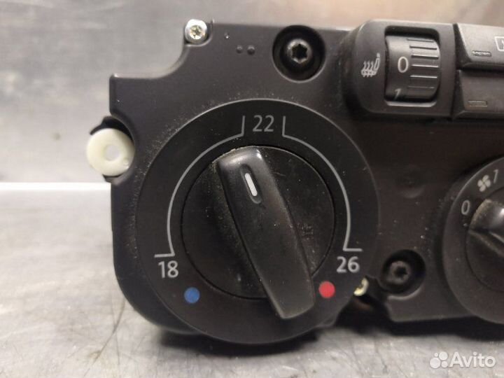 Блок управления климатической установкой