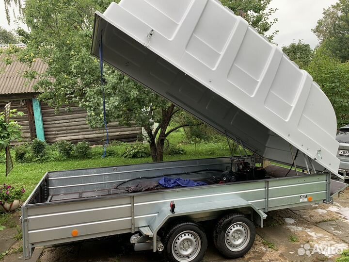 Прицеп для перевозки снегоходов и квадроциклов