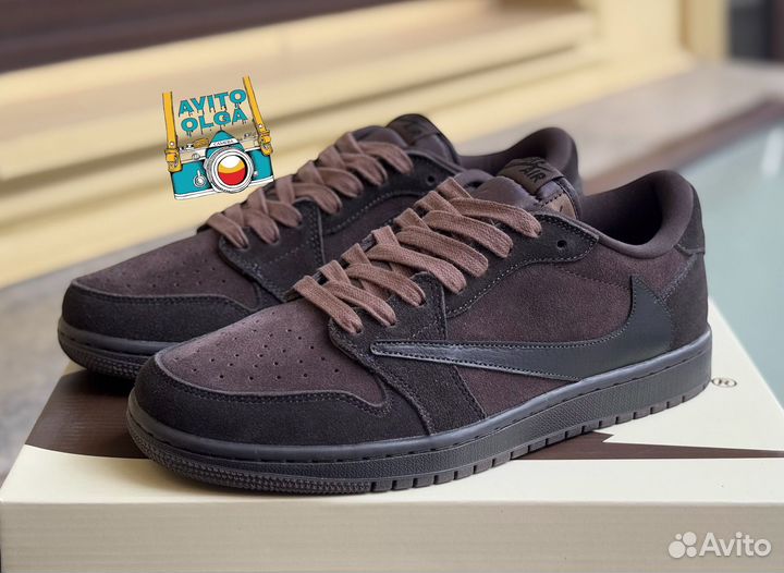 Travis Scott x Air Jordan 1 Low OG 'Velvet Brown'