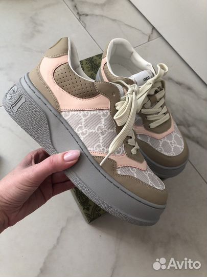 Кроссовки женские gucci