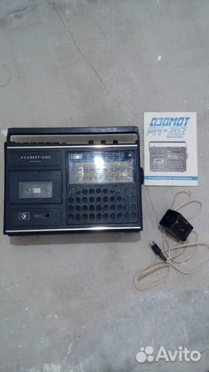 Стол для швейной машины. Азамат радиоприемник