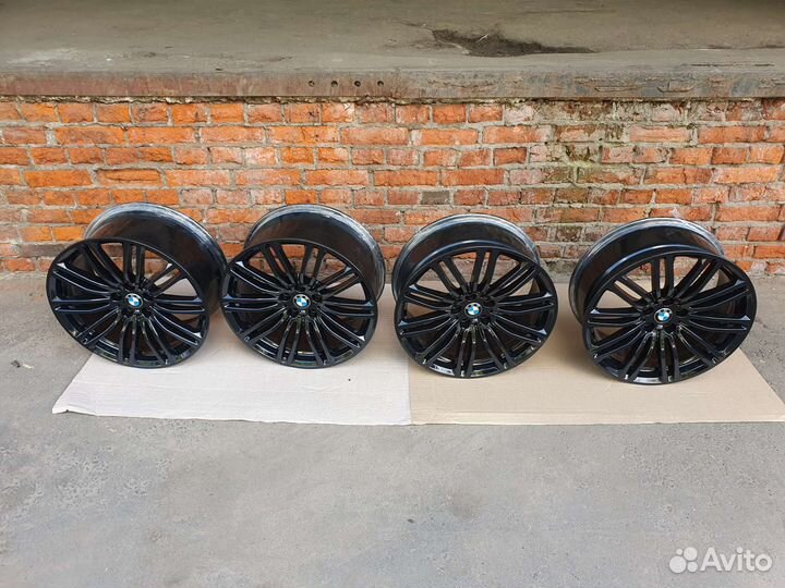 Диски BMW r19 разноширокие