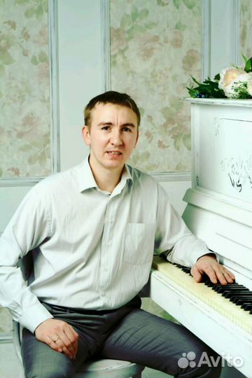 Настройщик пианино (фортепиано)