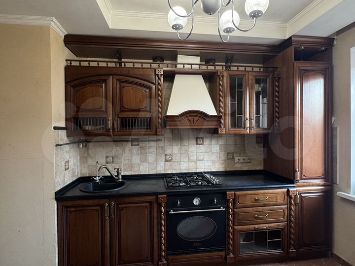 3-к. квартира, 76,5 м², 5/10 эт.