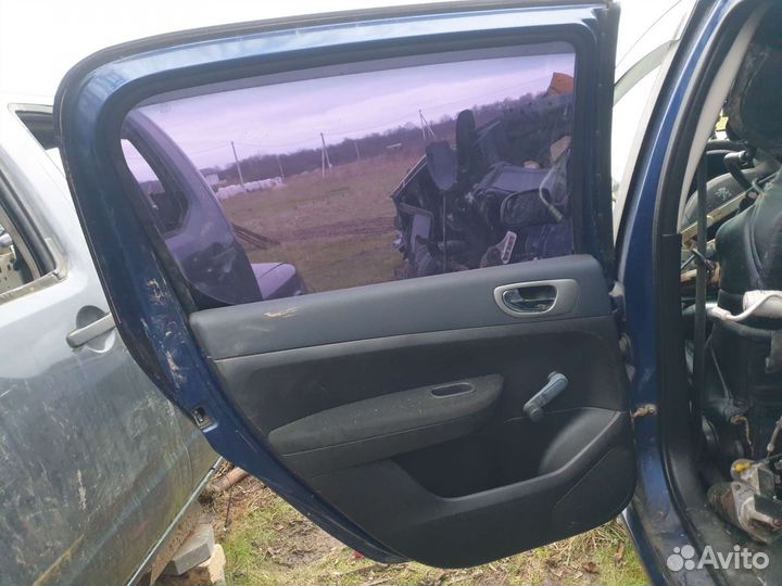 Двери Peugeot 307