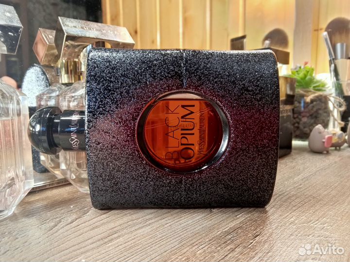 Black Opium Yves Saint Laurent YSL 90 мл