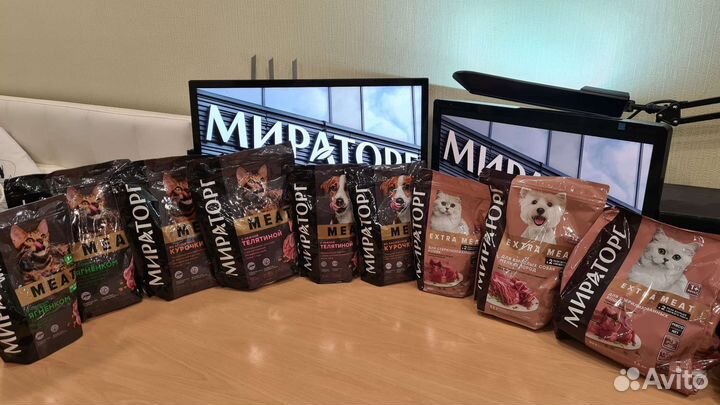 Корма для кошек и собак Мираторг