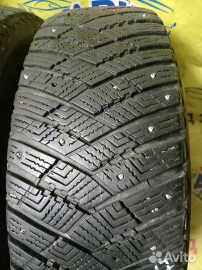 Goodyear Ultra Grip Ice Arctic 2 SUV 225/65 R17