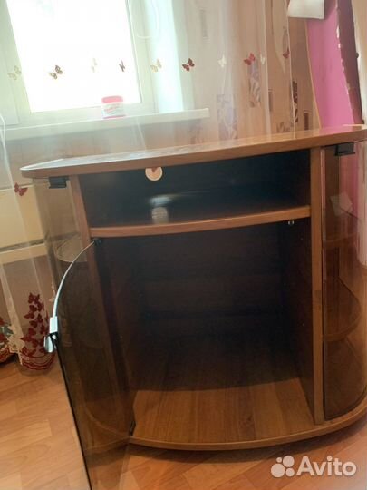 Тумба под телевизор