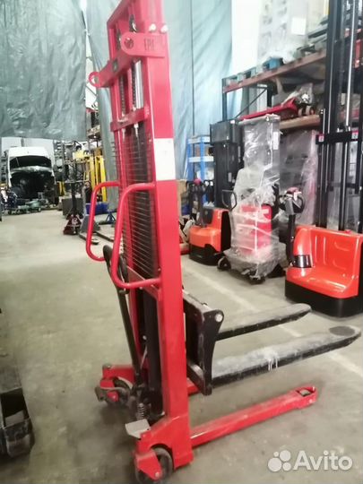 Ручной штабелер новые 1 000 кг 1 600 метра