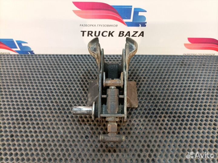 Замок кабины Renault T, Volvo FH, Volvo FM