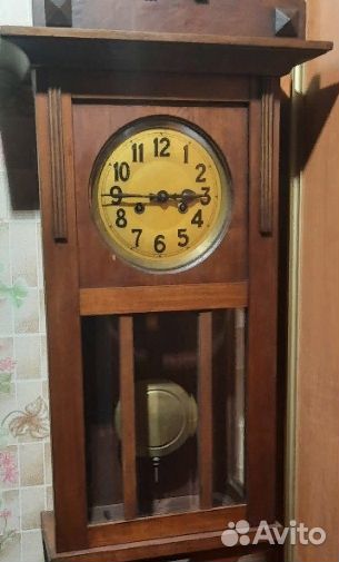 Часы настенные старинные
