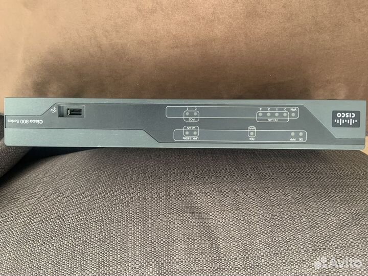 Маршрутизатор Cisco 881-k9 ; каммуникатор