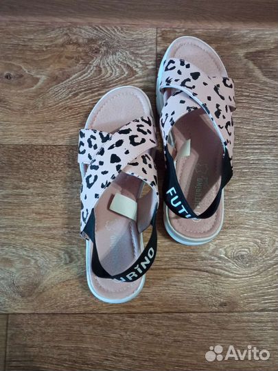 Босоножки для девочки