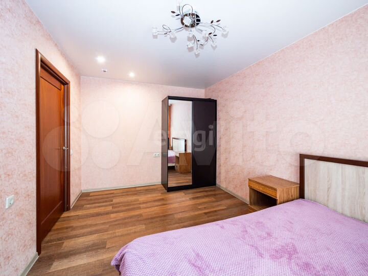 2-к. квартира, 54 м², 4/10 эт.