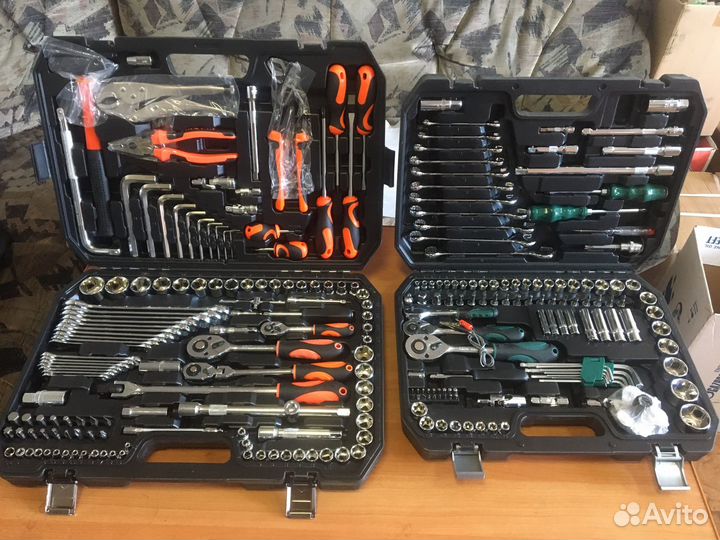 Набор ключей и головок