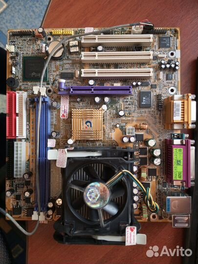 Материнская плата