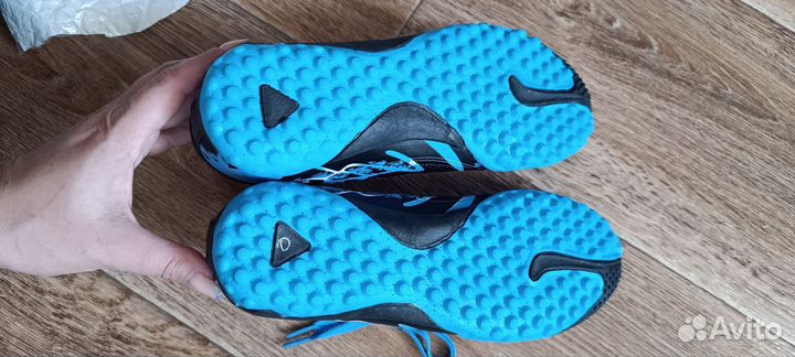 Продам бутсы сороконожки dolphinsport 37размер