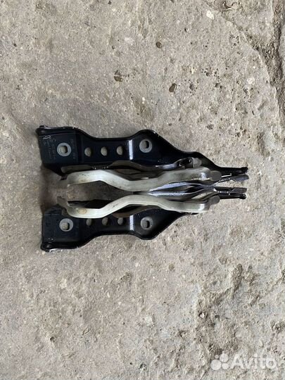 Петли капота Skoda Kodiaq 1 NS7