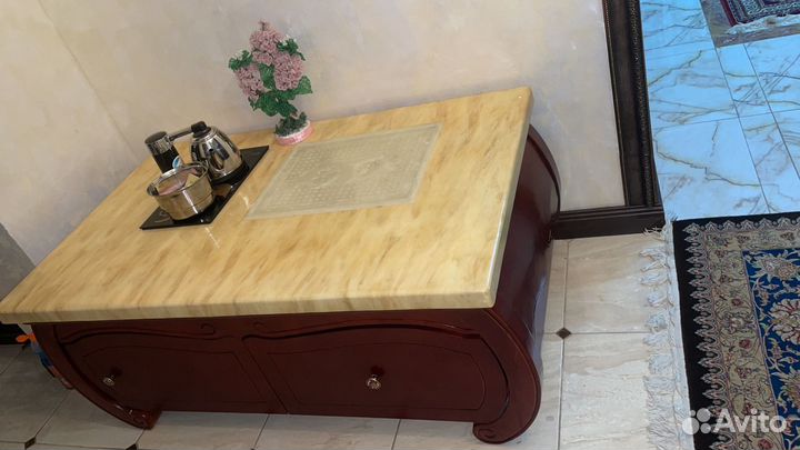 Стол журнальный