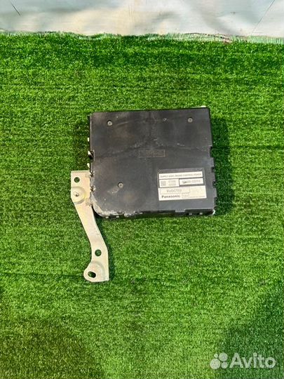 Блок управления тормозами (3) Lexus Rx450H GYL10