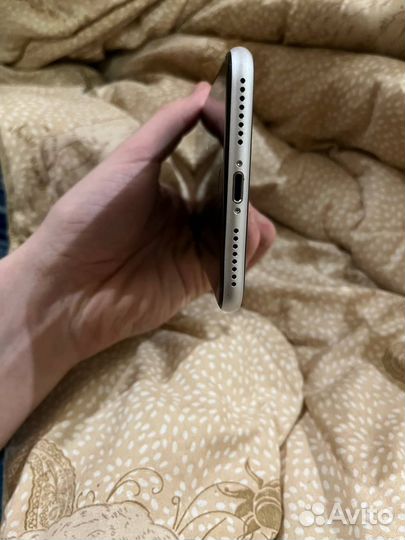 iPhone 8 Plus, 64 ГБ